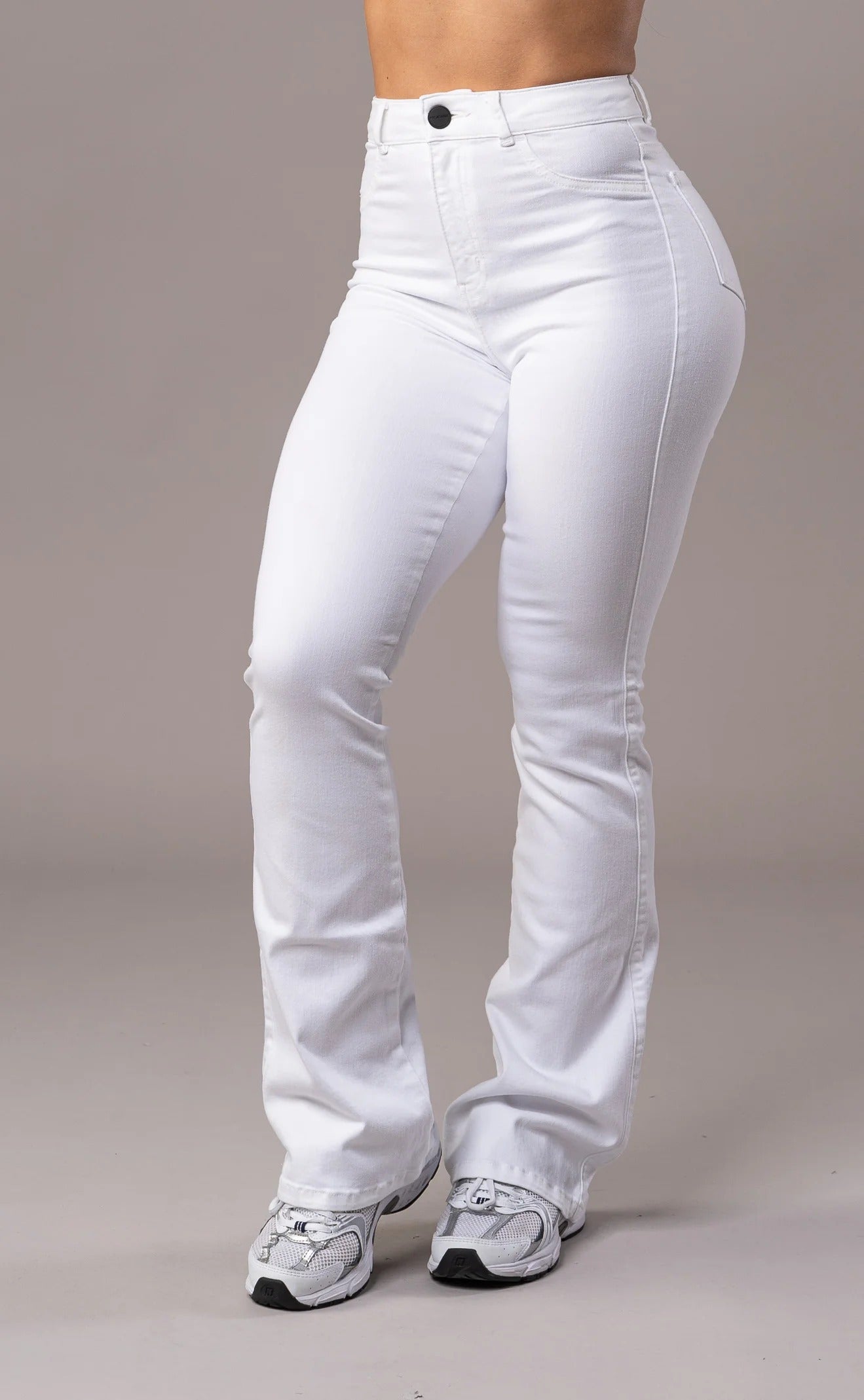 Pastel Flared - White